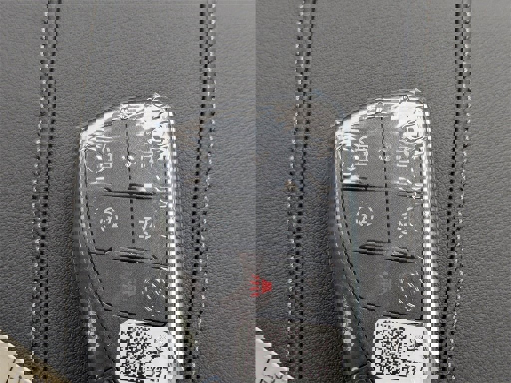 New 2026 Buick Enclave Avenir w/ Super Cruise Package image 32