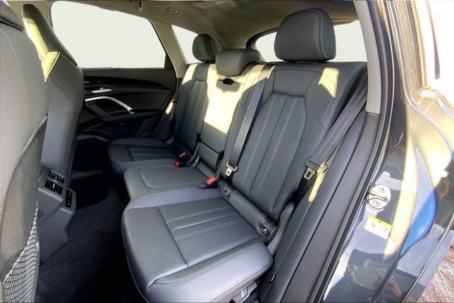 New 2025 Audi Q5 Prestige image 9