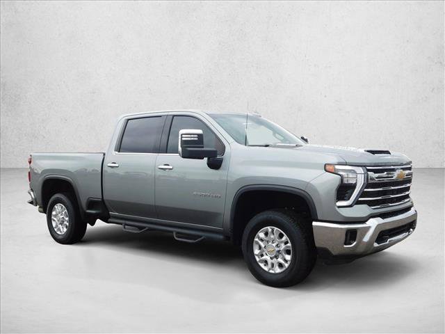 Used 2024 Chevrolet Silverado 2500 LTZ w/ LTZ Convenience Package AWD/4WD image 6