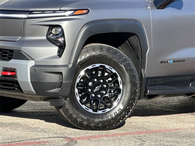 New 2026 Chevrolet Silverado EV Trail Boss image 8