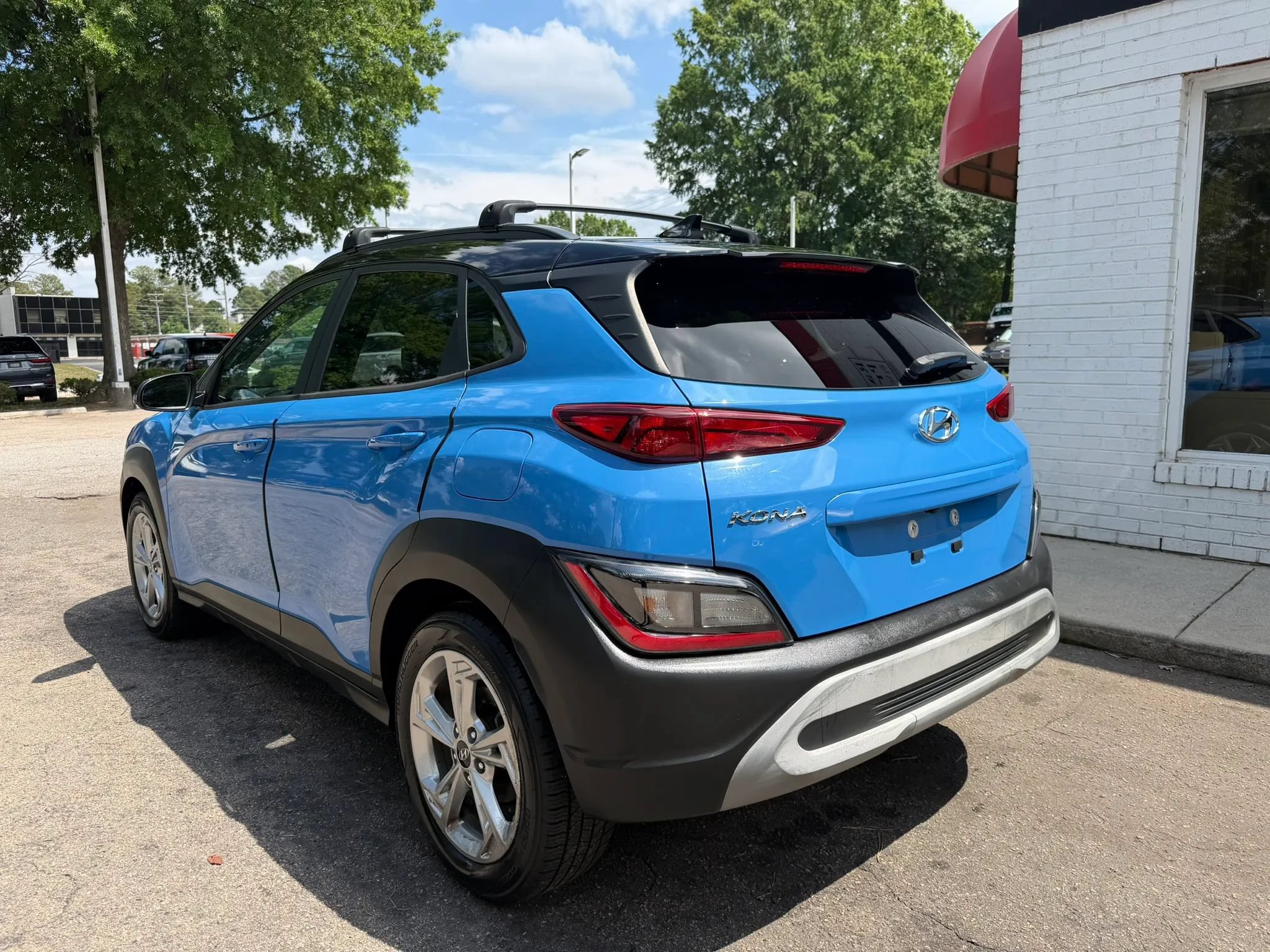 Used 2022 Hyundai Kona SEL FWD image 7