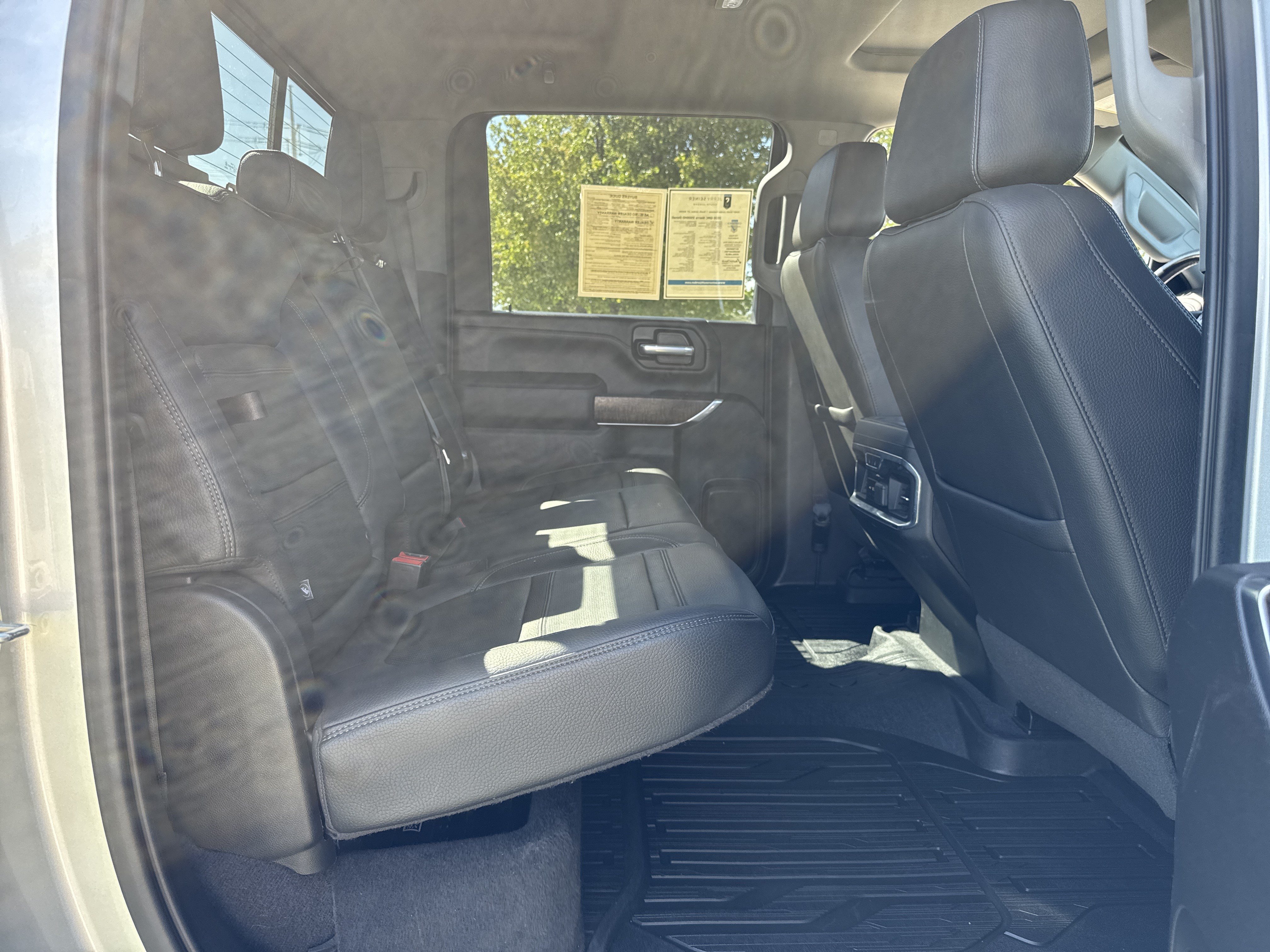 Used 2020 GMC Sierra 3500 Denali w/ Denali Ultimate Package AWD/4WD image 24