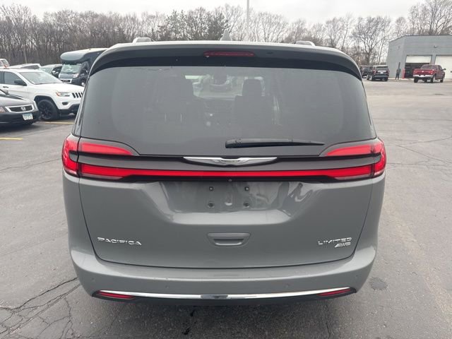 Used 2021 Chrysler Pacifica Limited w/ Premium & Safety Sphere Group image 9