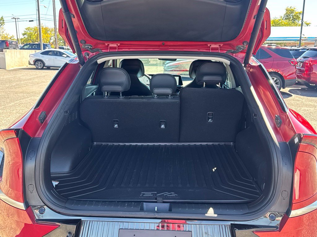 Used 2023 Kia EV6 Wind RWD image 18