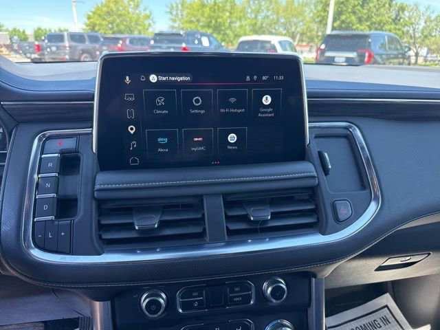 Used 2023 GMC Yukon XL SLT w/ SLT Premium Package AWD/4WD image 31