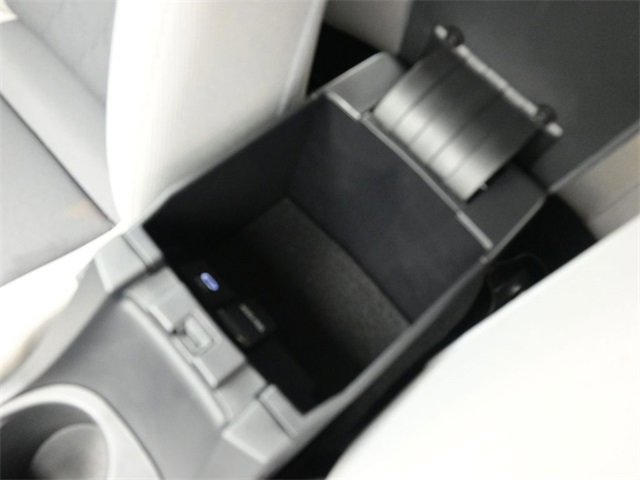 Used 2025 Toyota Corolla LE image 31