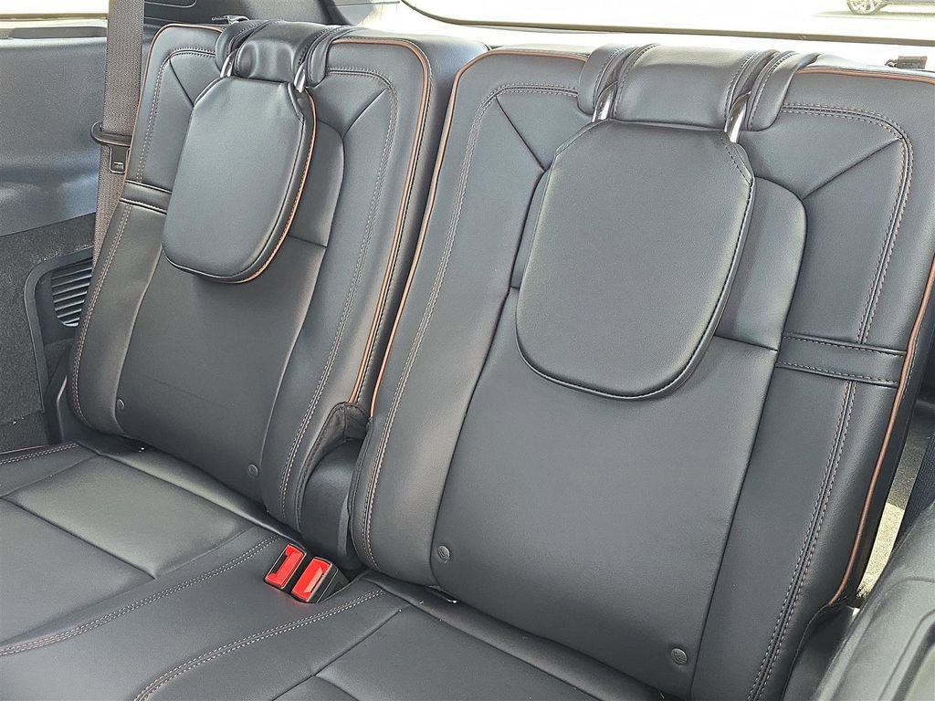 New 2025 Lincoln Aviator Black Label w/ Black Label Special Edition image 11