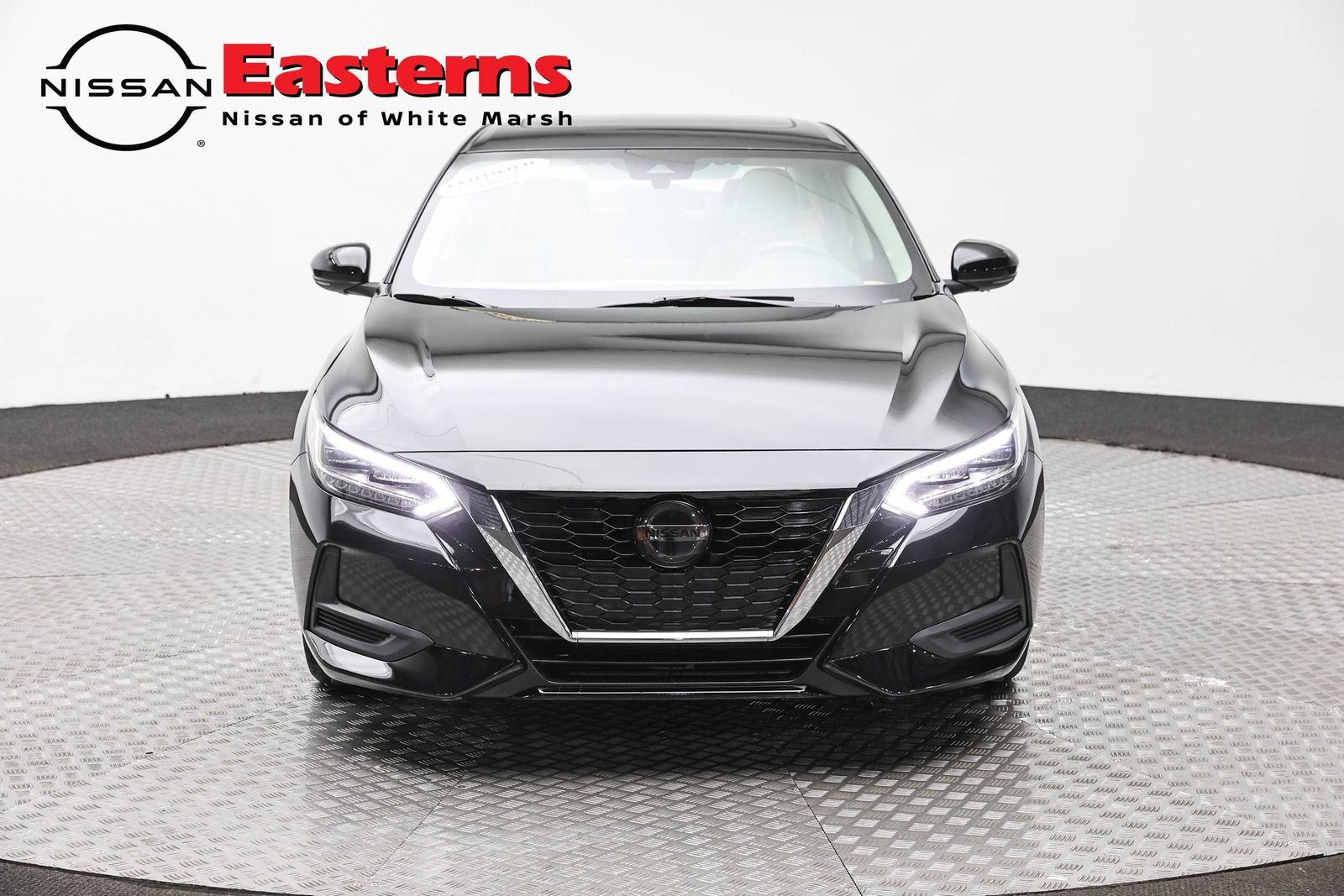 Used 2020 Nissan Sentra SV w/ SV Premium Package image 2