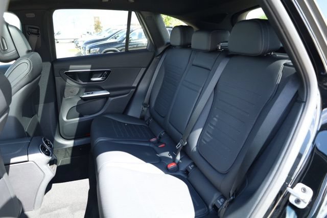 Used 2026 Mercedes-Benz GLC 300 image 26