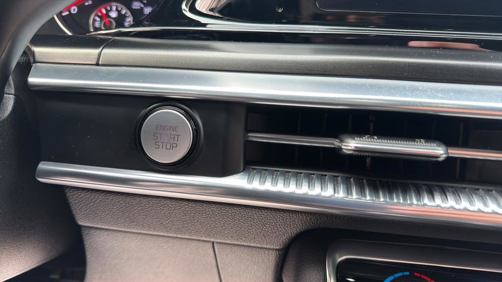 Used 2024 Kia K5 GT image 32