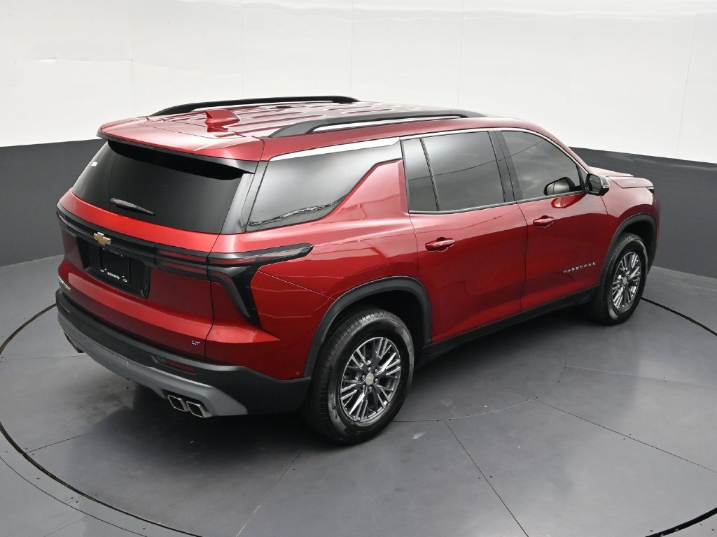 Used 2024 Chevrolet Traverse LT w/ Enhanced Driving Package FWD image 22