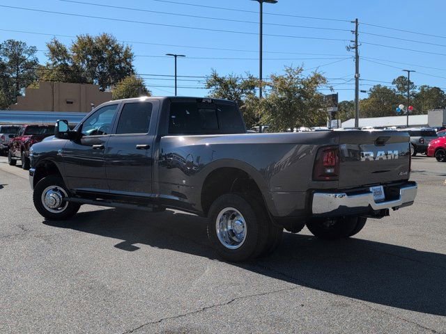 New 2026 RAM 3500 Tradesman AWD/4WD image 9