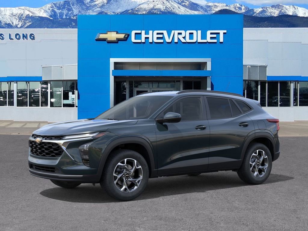 New 2026 Chevrolet Trax LT w/ Driver Confidence Package FWD video 2