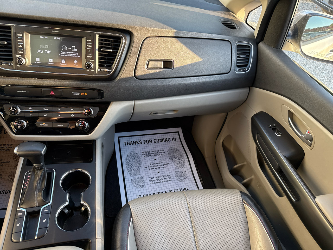 Used 2020 Kia Sedona EX image 13