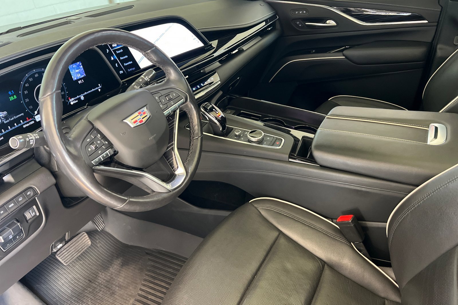 Used 2021 Cadillac Escalade Sport w/ Driver Assist Tech Package image 10