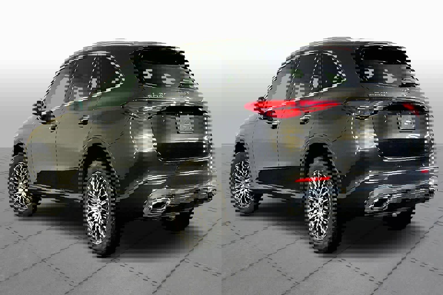 New 2026 Mercedes-Benz GLC 300 4MATIC image 3