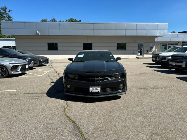 Used 2013 Chevrolet Camaro SS w/ SS Performance Package RWD image 3