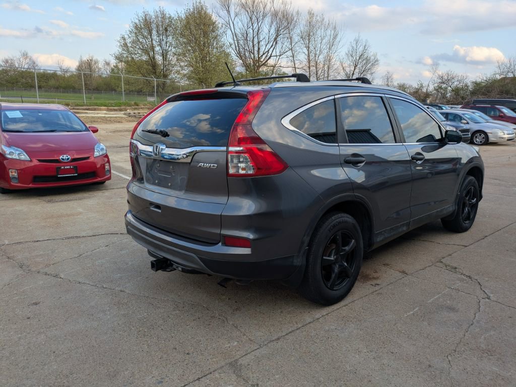 Used 2015 Honda CR-V LX image 5
