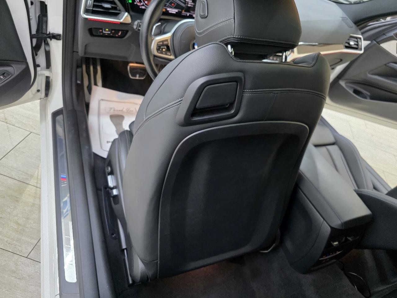 Used 2023 BMW M440i Coupe w/ Parking Assistance Package RWD image 26