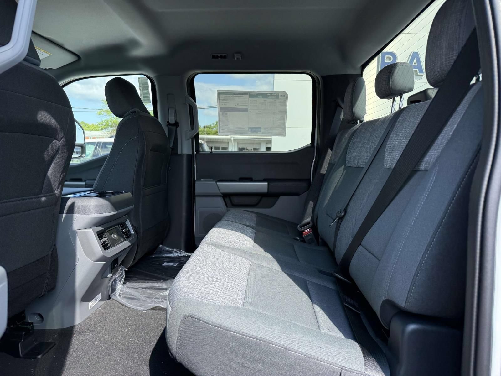 New 2026 Ford F350 XLT w/ 360-Degree Camera Package AWD/4WD image 11