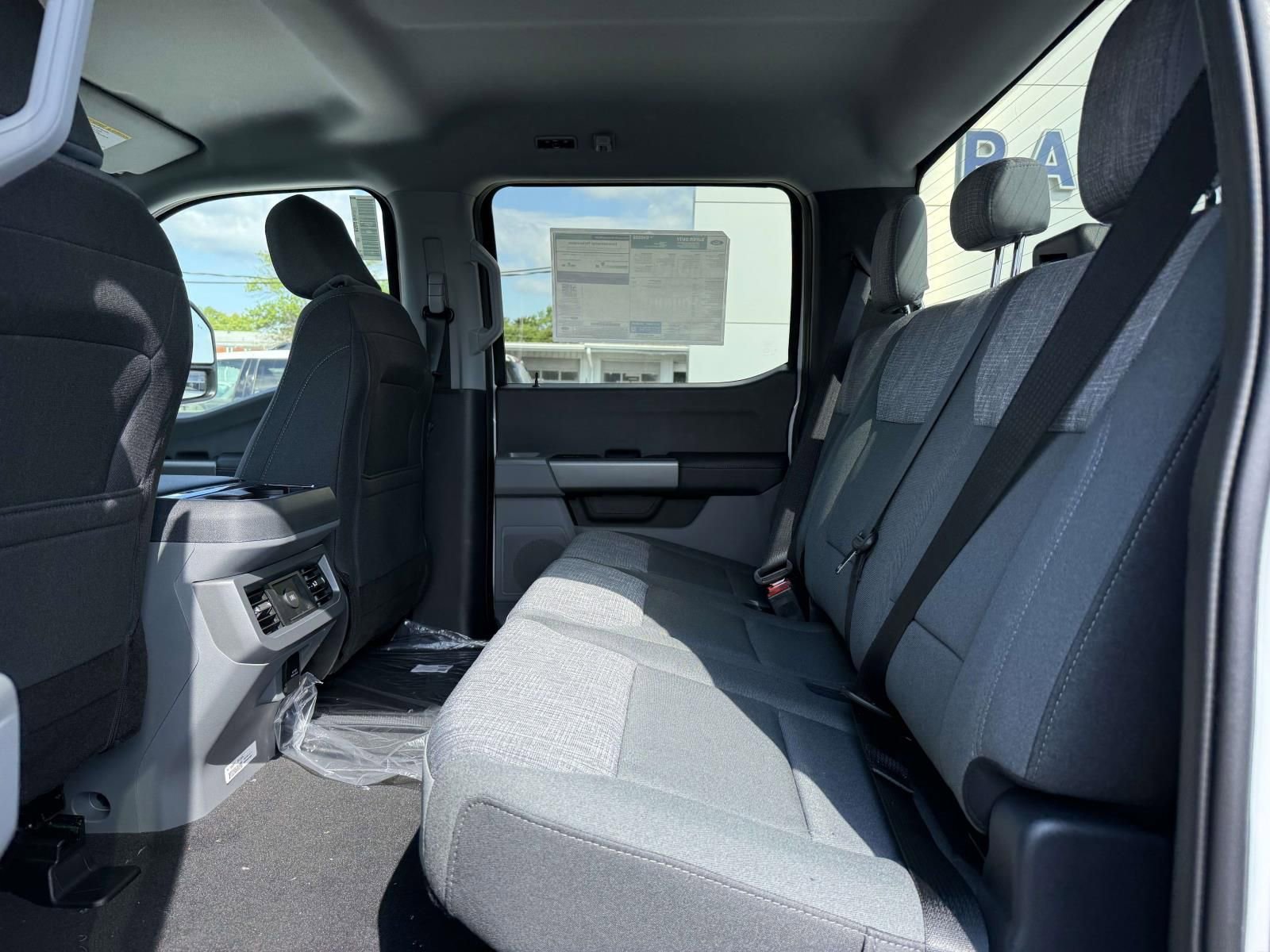 New 2026 Ford F350 XLT w/ 360-Degree Camera Package AWD/4WD image 11