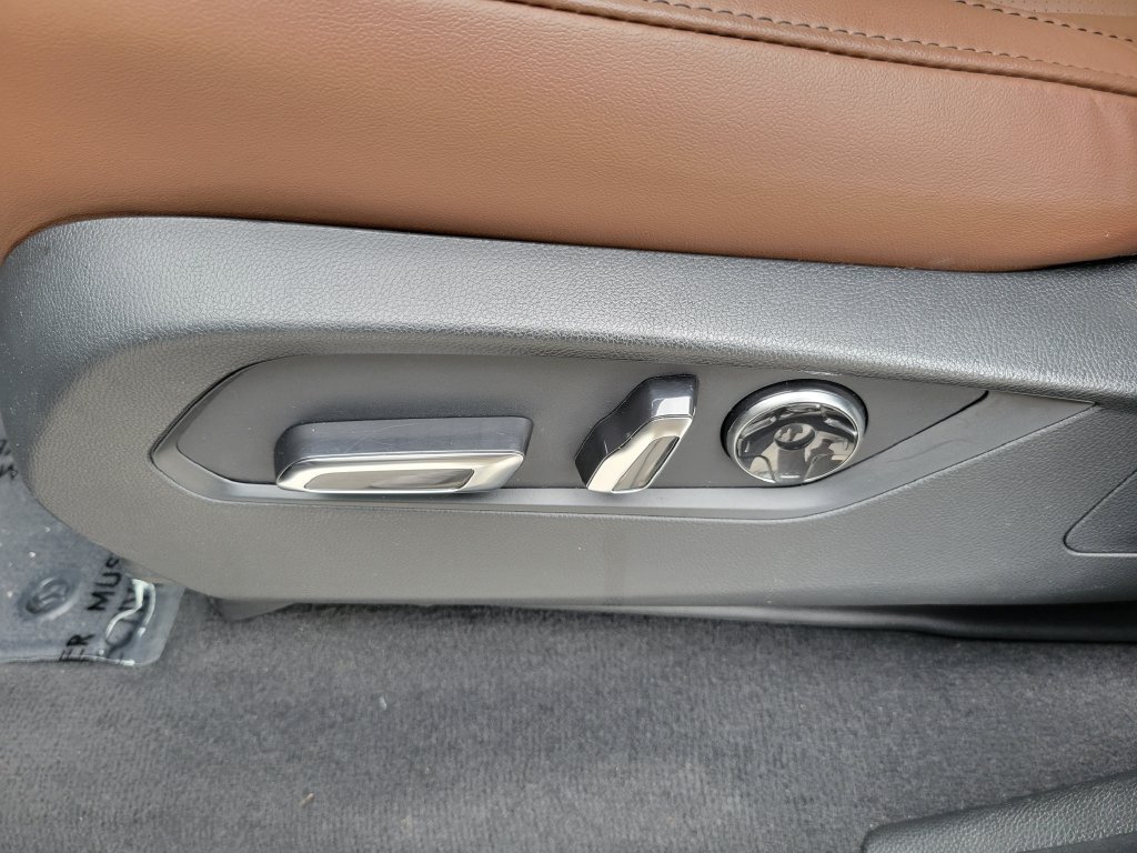 Used 2025 Acura MDX w/ Technology Package FWD image 20