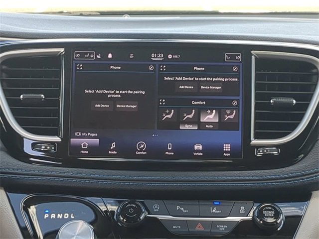 Used 2021 Chrysler Pacifica Touring-L image 18