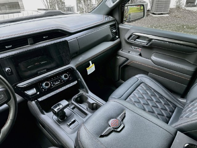 Used 2022 GMC Sierra 1500 AT4 w/ AT4 Premium Package AWD/4WD image 29