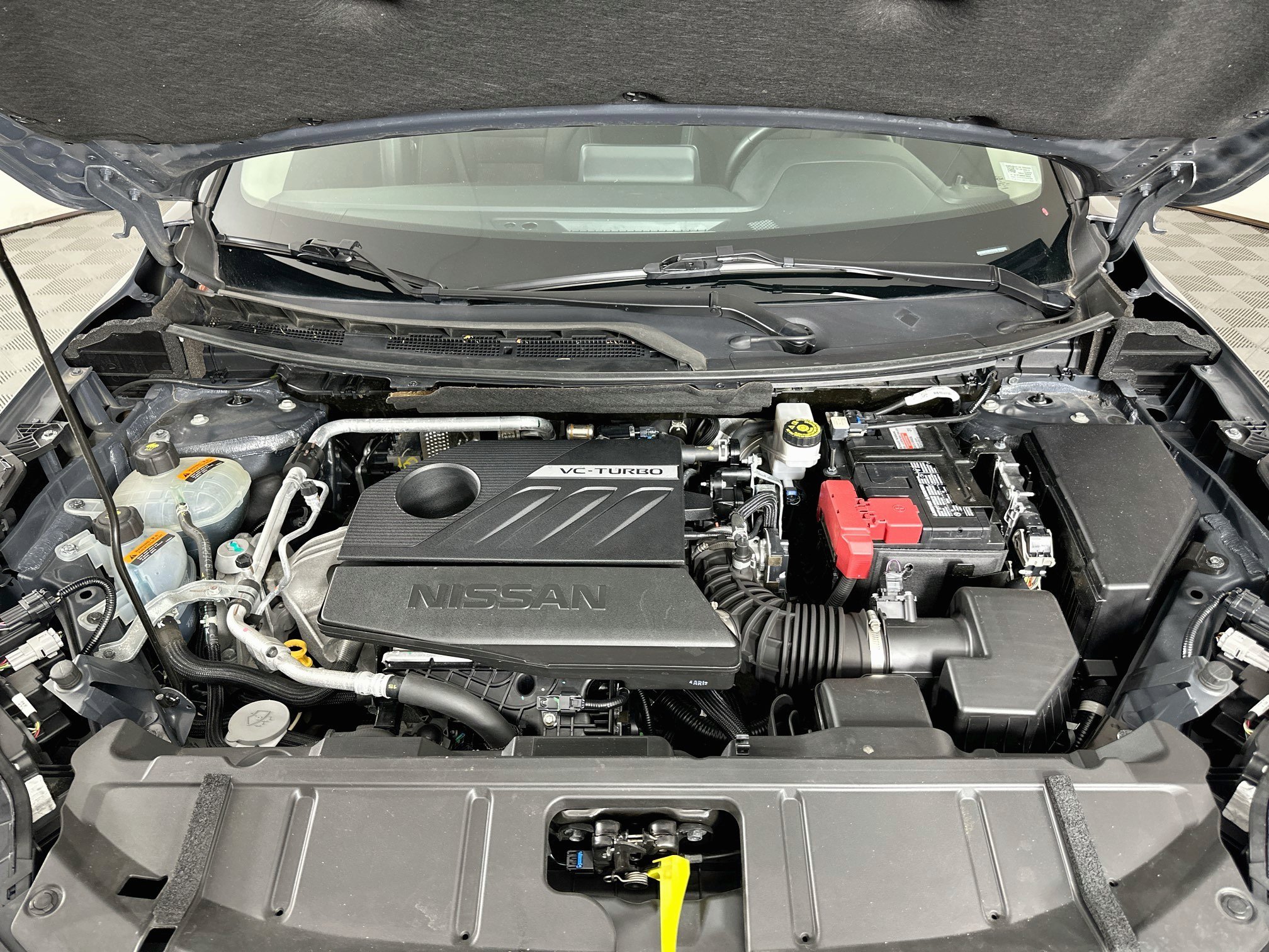 Used 2025 Nissan Rogue SV AWD/4WD image 32