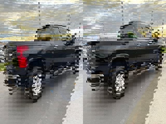 Certified 2022 Chevrolet Silverado 3500 LTZ w/ LTZ Plus Package image 3