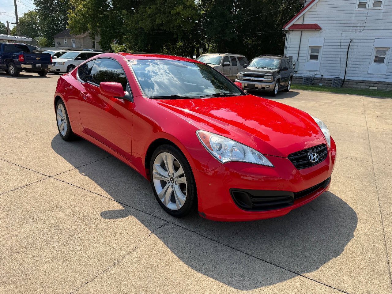 Used 2010 Hyundai Genesis 2.0T RWD image 5