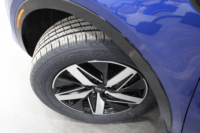 Used 2022 Kia Sorento EX w/ Panoramic Sunroof Package image 47