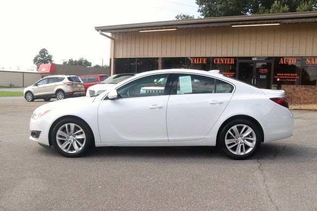Used 2016 Buick Regal image 4