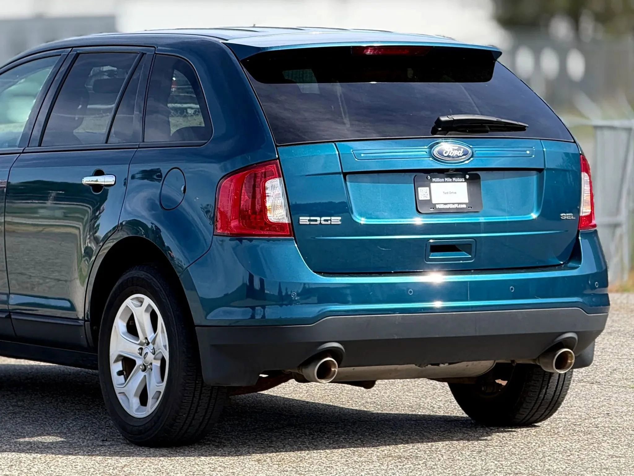 Used 2011 Ford Edge SEL w/ 202A Rapid Spec Order Code image 16