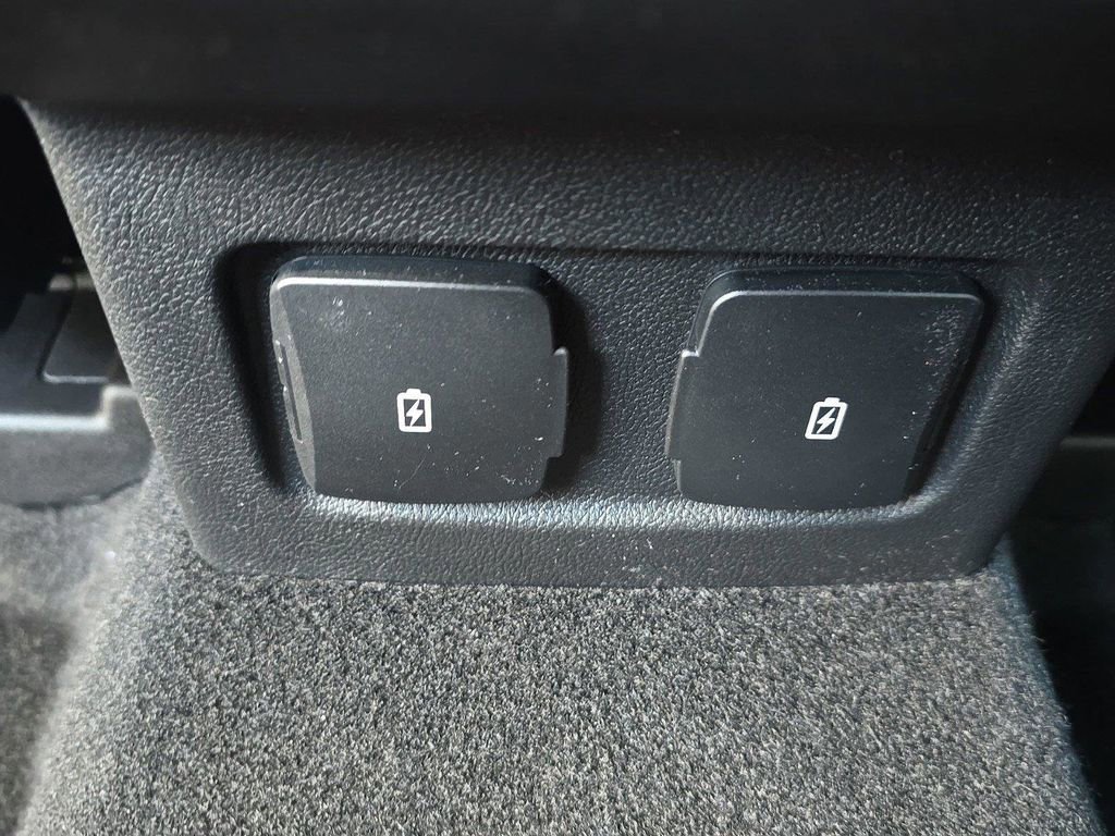 New 2025 Lincoln Corsair Reserve w/ Equipment Group 202A image 19