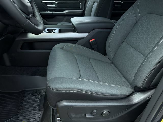 New 2026 RAM 1500 Big Horn AWD/4WD image 19