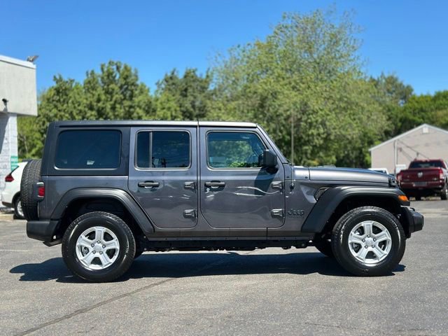 Used 2022 Jeep Wrangler Unlimited Sport AWD/4WD image 7
