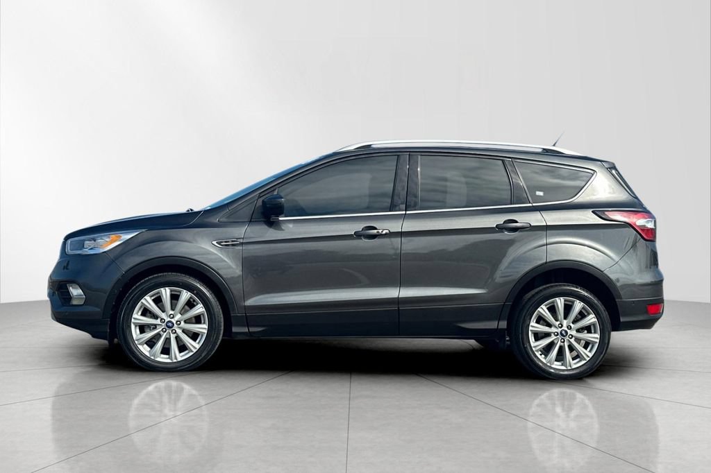Used 2018 Ford Escape Titanium w/ Ford Safe & Smart Package FWD image 3