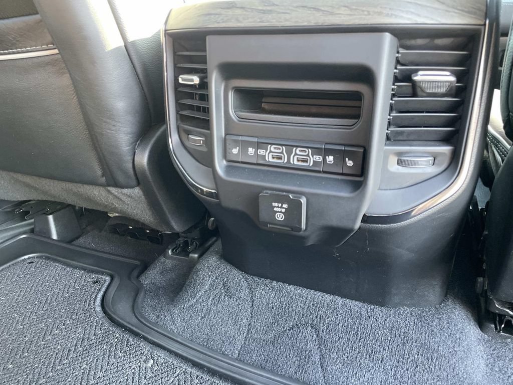 Used 2025 RAM 1500 Limited AWD/4WD image 29