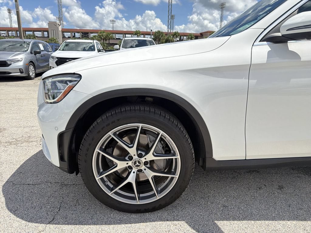 Used 2021 Mercedes-Benz GLC 300 4MATIC image 33
