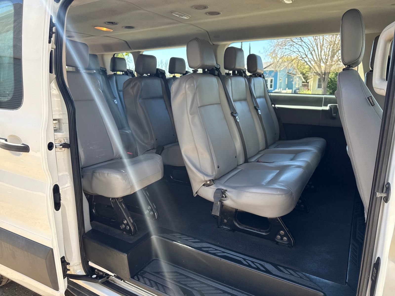 Used 2018 Ford Transit 350 XL image 25