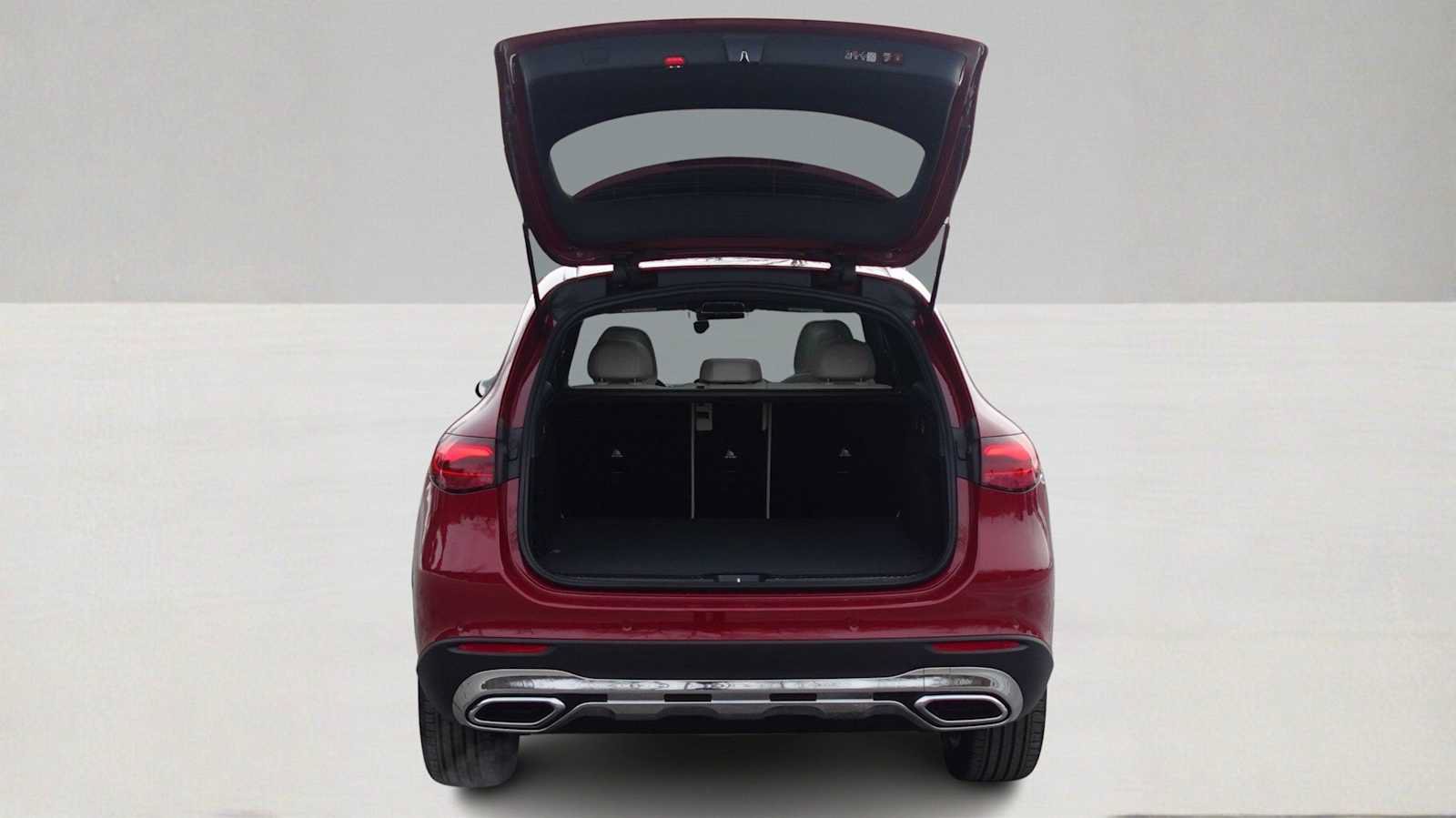 Used 2026 Mercedes-Benz GLC 300 4MATIC image 9