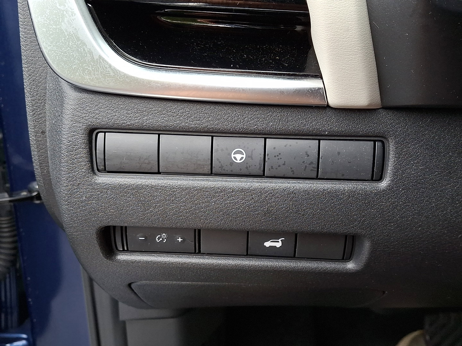 Certified 2023 Nissan Rogue SL w/ SL Premium Package image 26