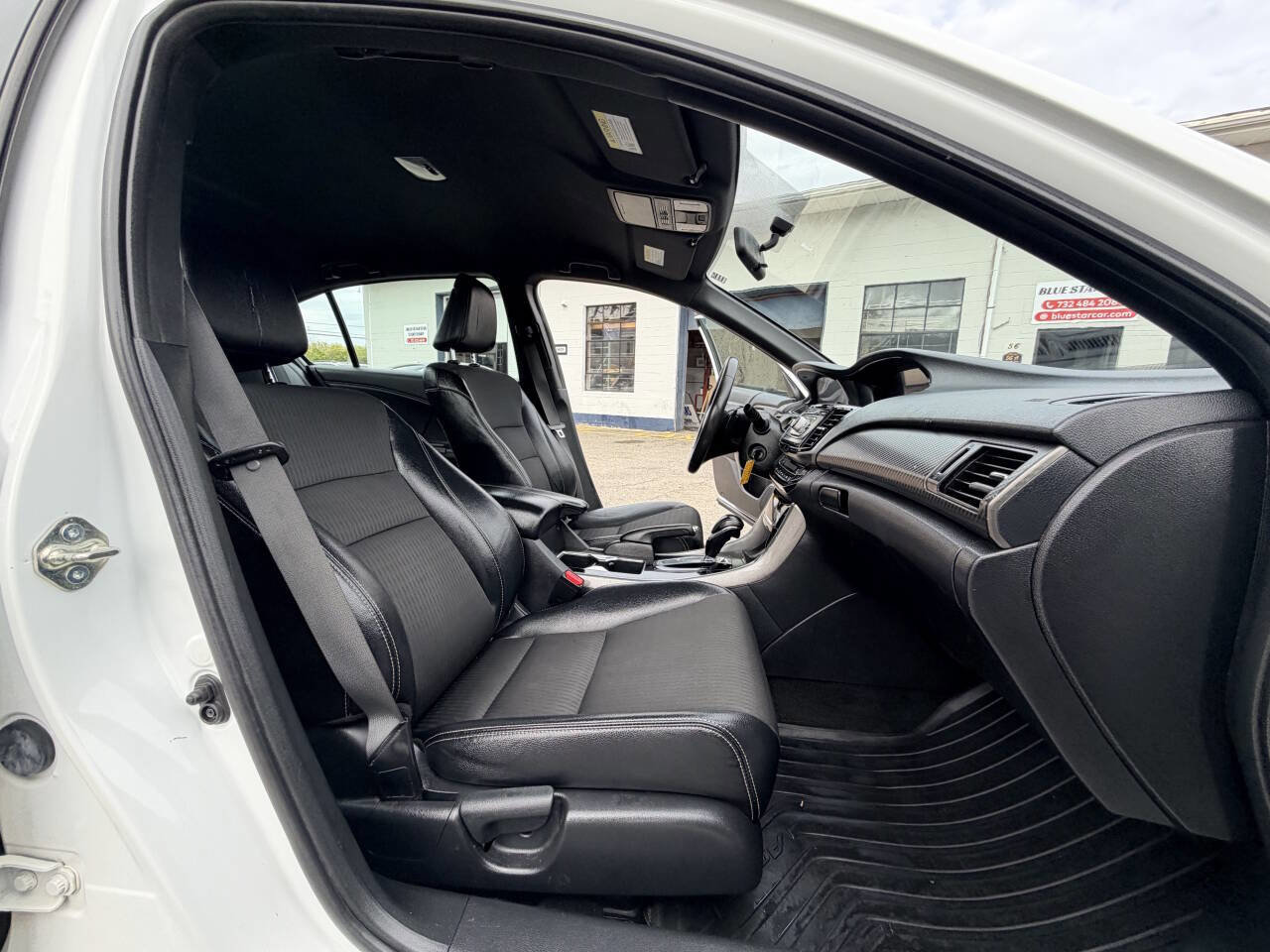 Used 2017 Honda Accord Sport image 46