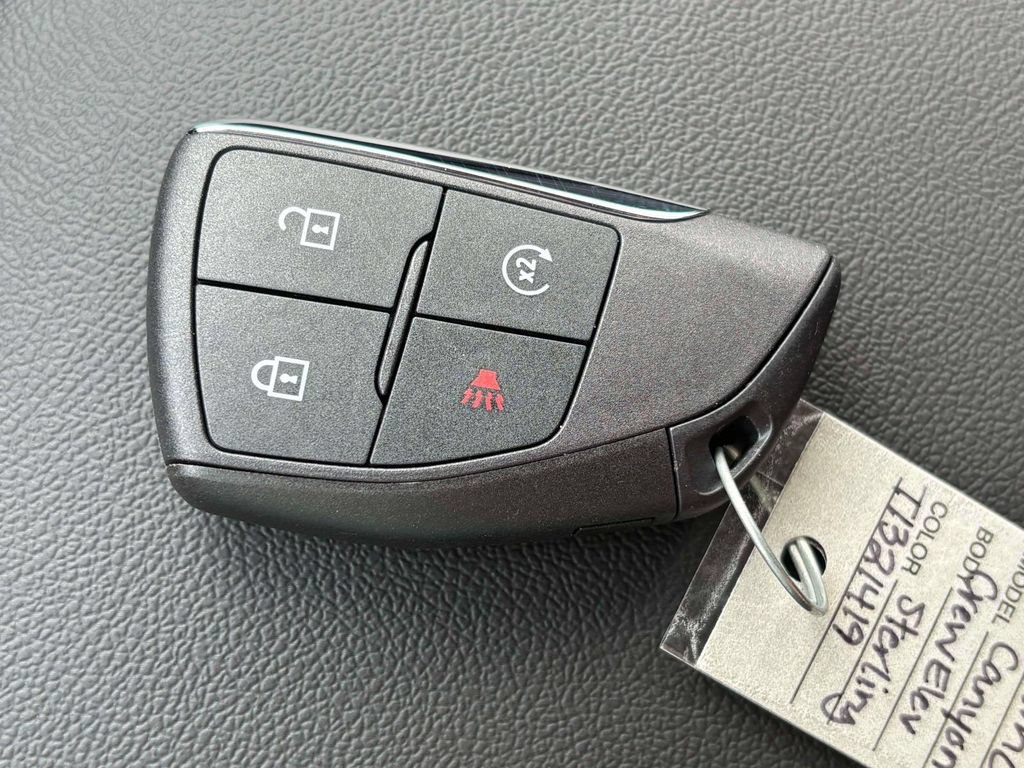 New 2026 GMC Canyon Elevation w/ Convenience Package RWD image 18