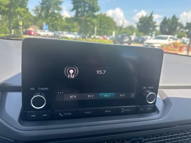 Used 2023 Honda Accord EX image 14
