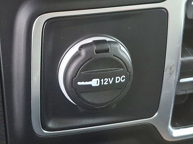 Used 2025 Jeep Gladiator Sport image 18