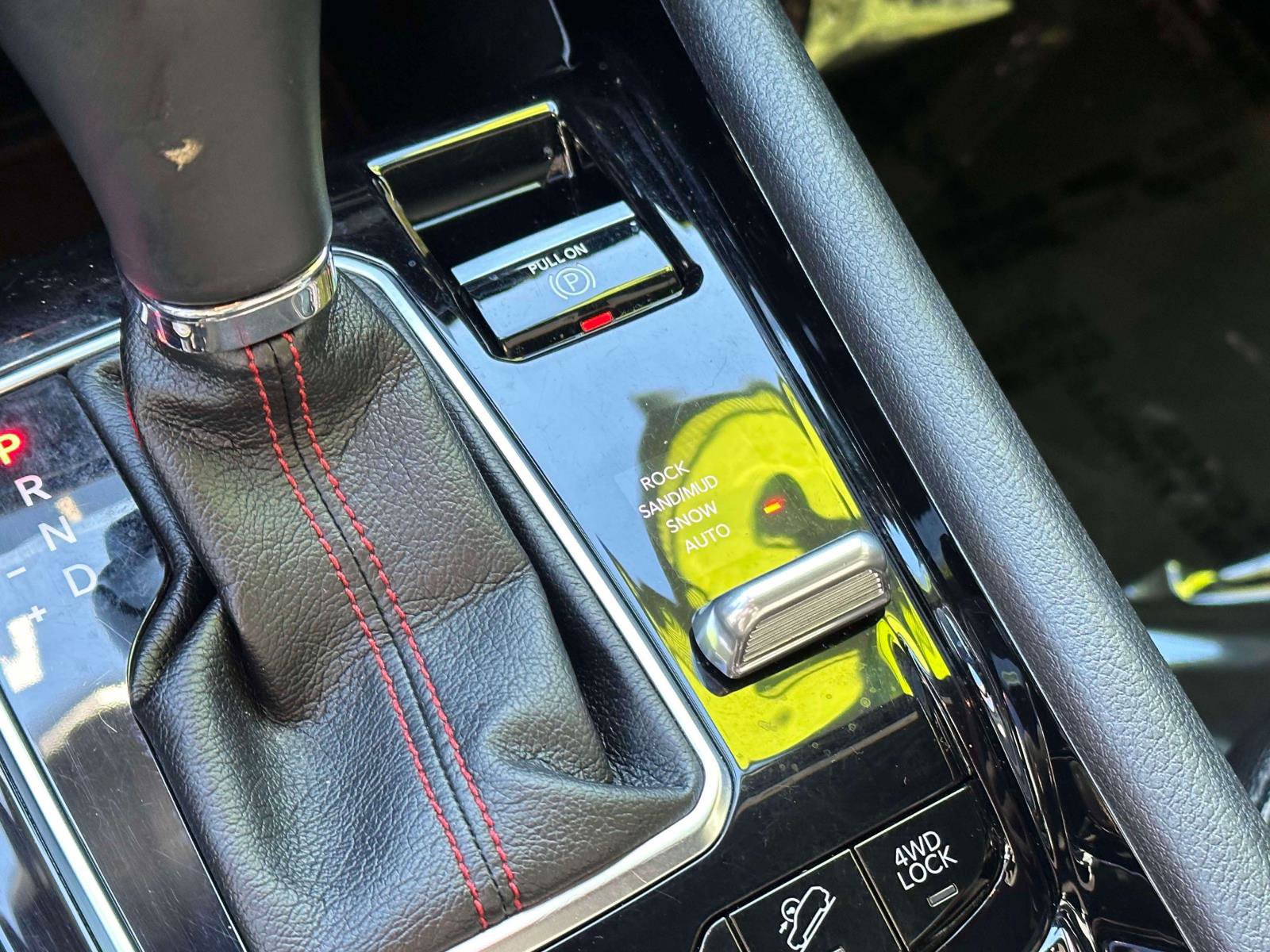 Used 2023 Jeep Compass Trailhawk image 29