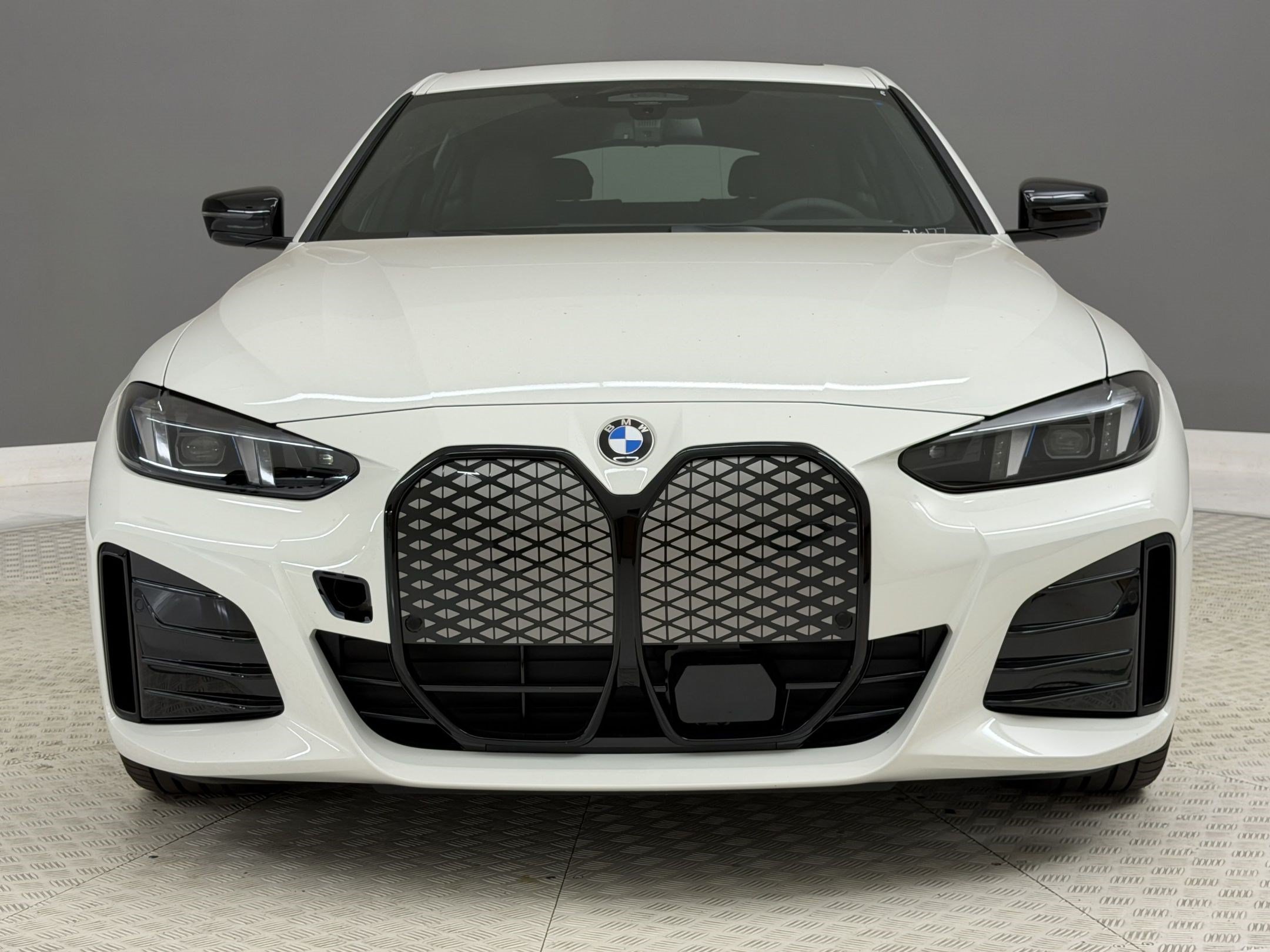 New 2026 BMW i4 eDrive40 w/ M Sport Package RWD image 6