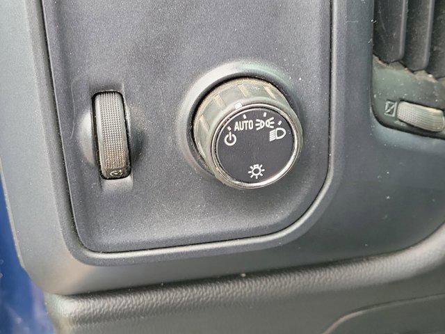 Used 2015 Chevrolet Silverado 1500 W/T RWD image 18